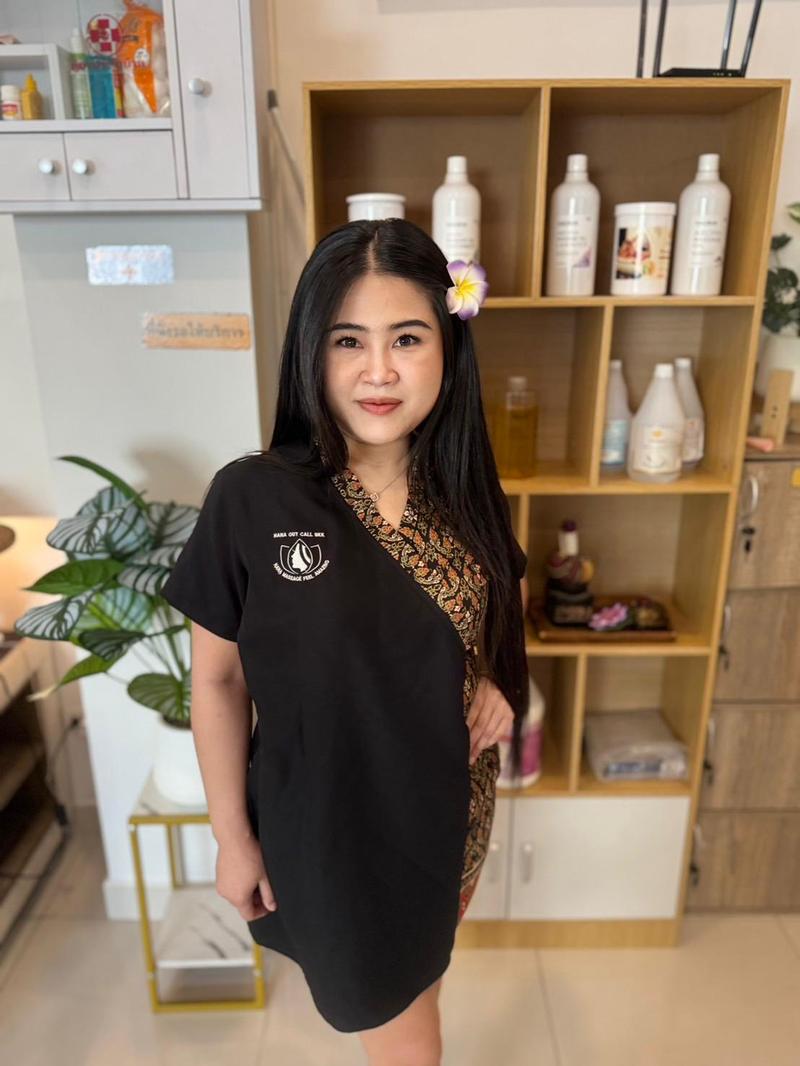 Therapist Mena — Pattaya