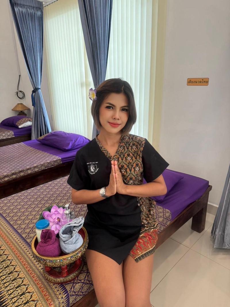Therapist Naira — Bangkok